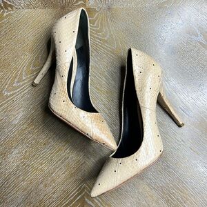 B BRIAN ATWOOD Joelle Nude Snakeskin Point Toe Pump 8